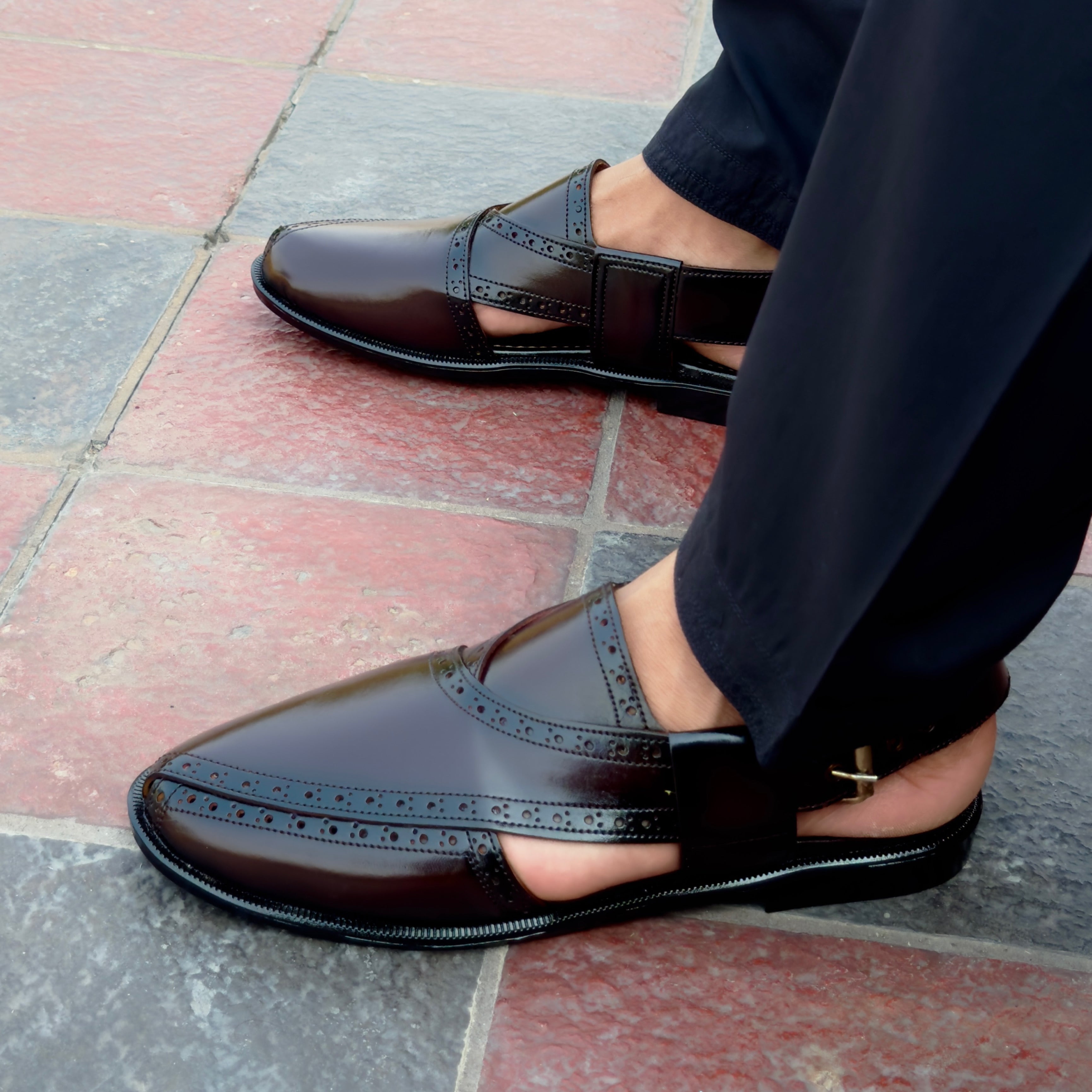 Brown Leather Pehsawari Sandal