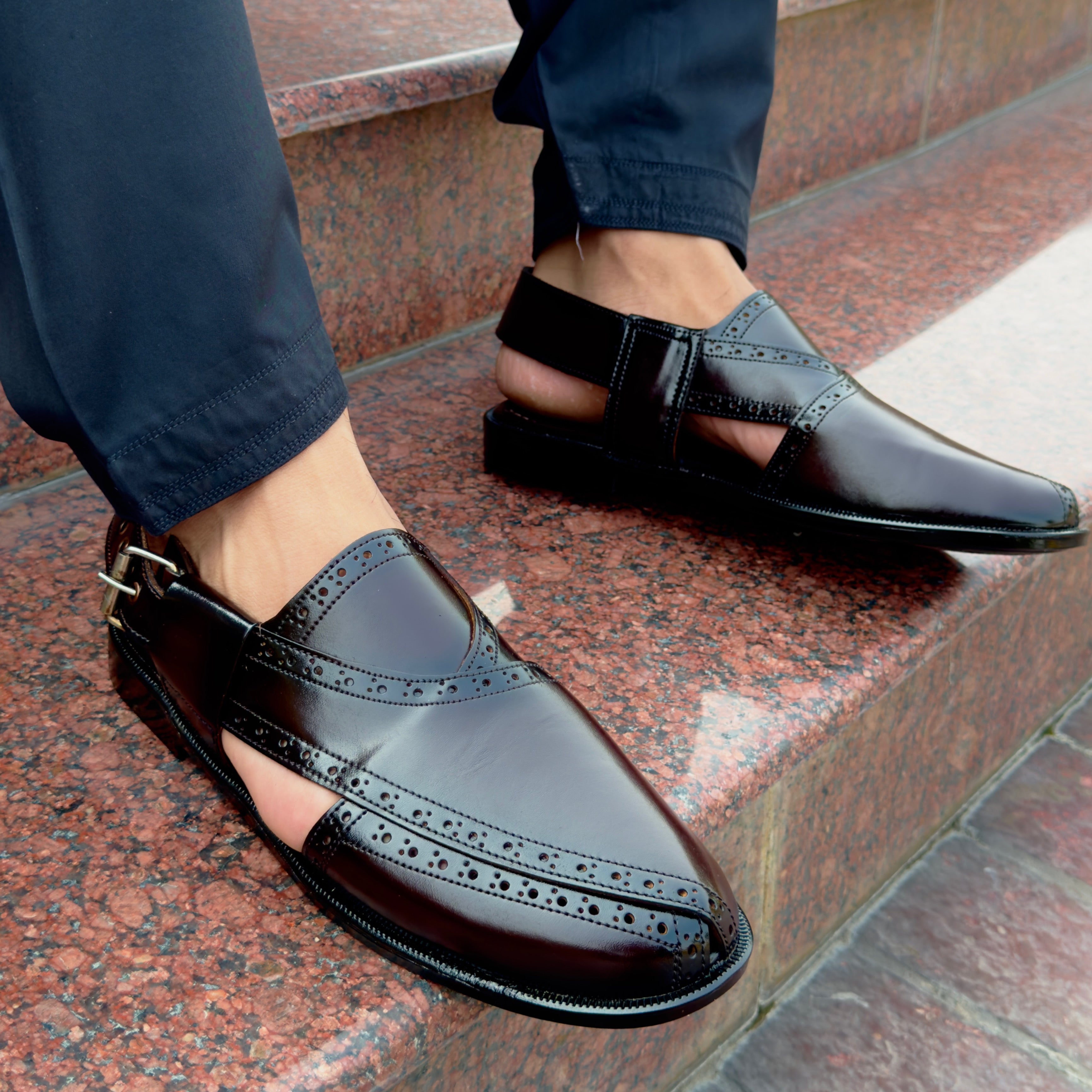 Brown Leather Pehsawari Sandal