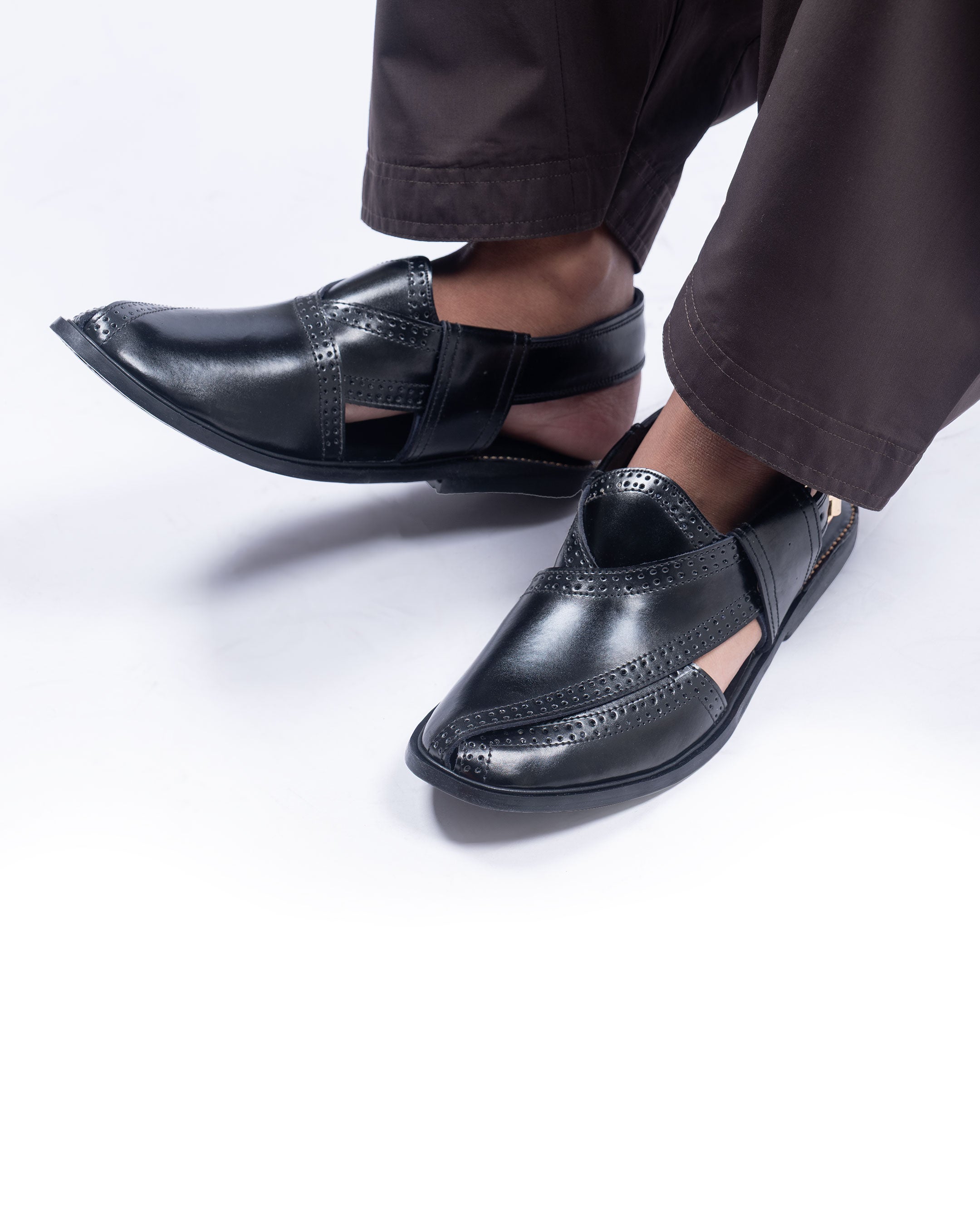 Black leather peshawari sandal