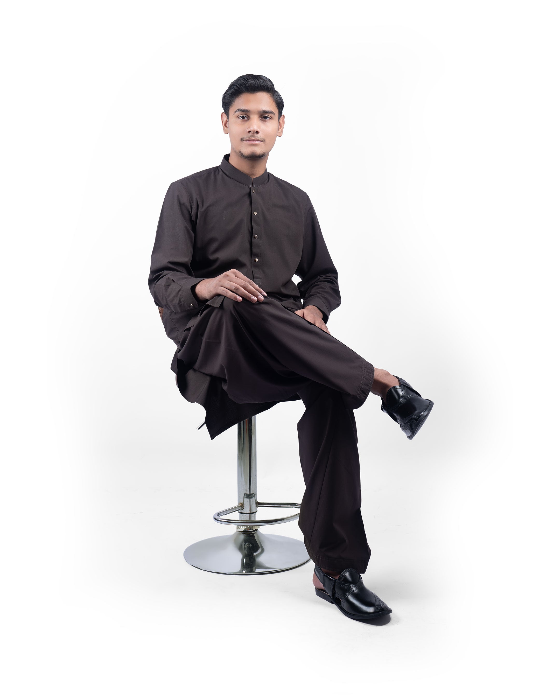 Black leather peshawari sandal